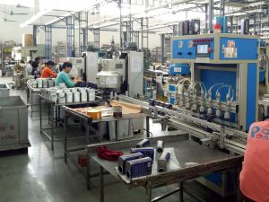 鐵罐測漏機(jī)客戶現(xiàn)場