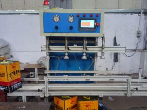 鐵罐測(cè)漏機(jī)客戶現(xiàn)場(chǎng)