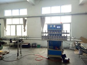 鐵罐測(cè)漏機(jī)客戶現(xiàn)場(chǎng)